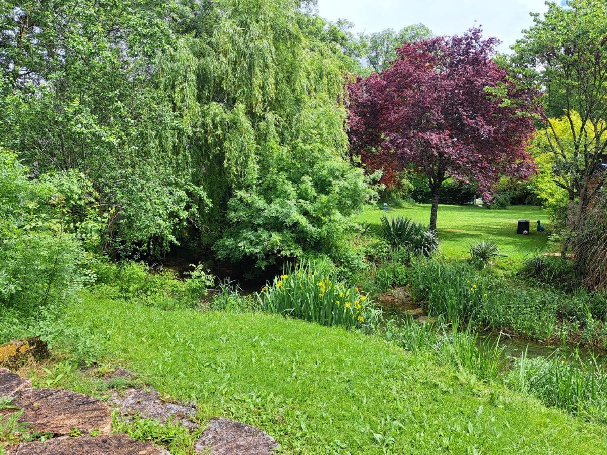 Le Moulin Etourneau - 3 Gites Avec 2 Piscines Champagnac  Exteriör bild