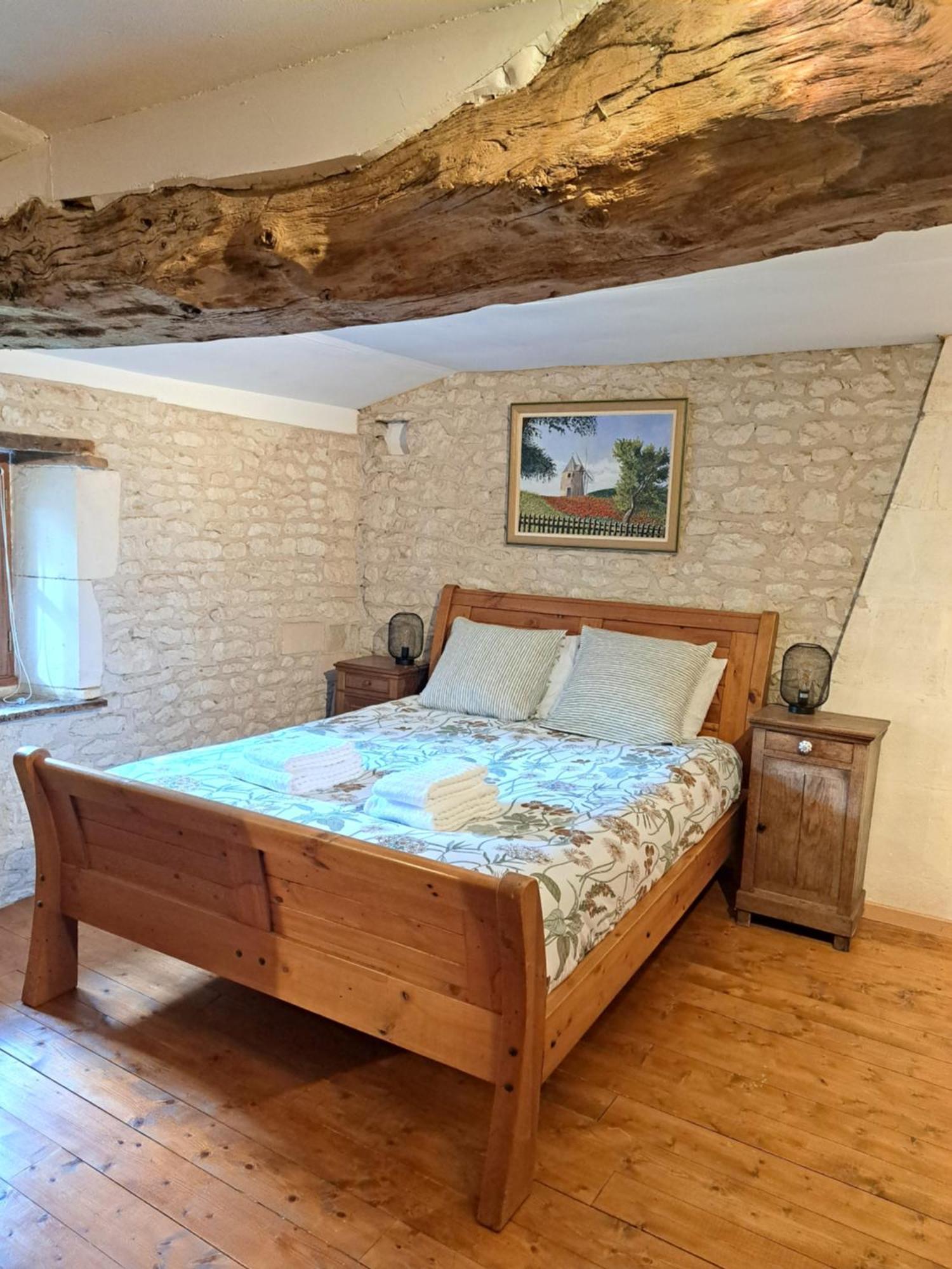 Le Moulin Etourneau - 3 Gites Avec 2 Piscines Champagnac  Exteriör bild