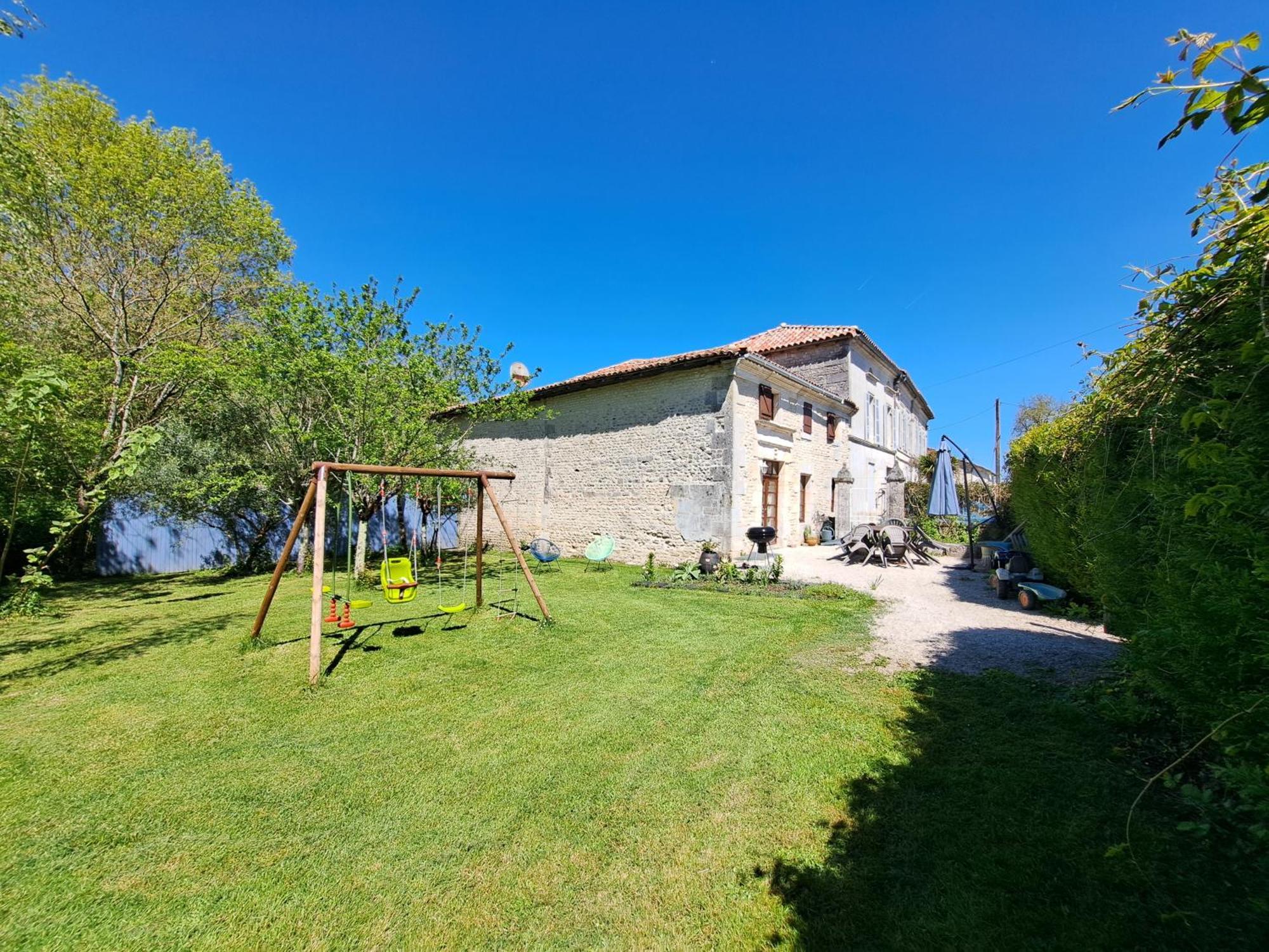 Le Moulin Etourneau - 3 Gites Avec 2 Piscines Champagnac  Exteriör bild