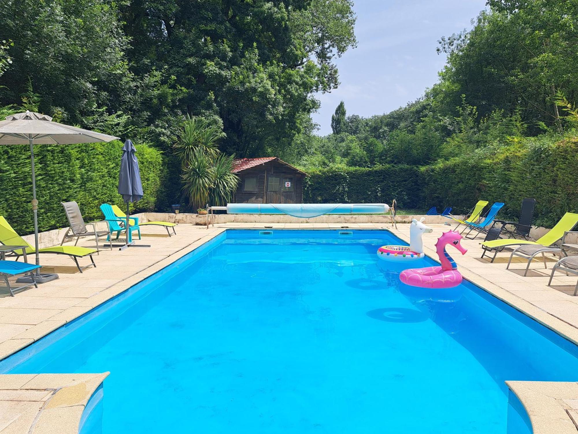 Le Moulin Etourneau - 3 Gites Avec 2 Piscines Champagnac  Exteriör bild